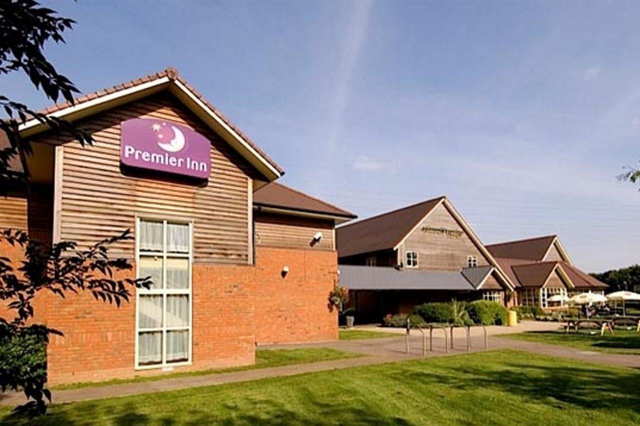 Premier Inn Tewkesbury Exterior foto